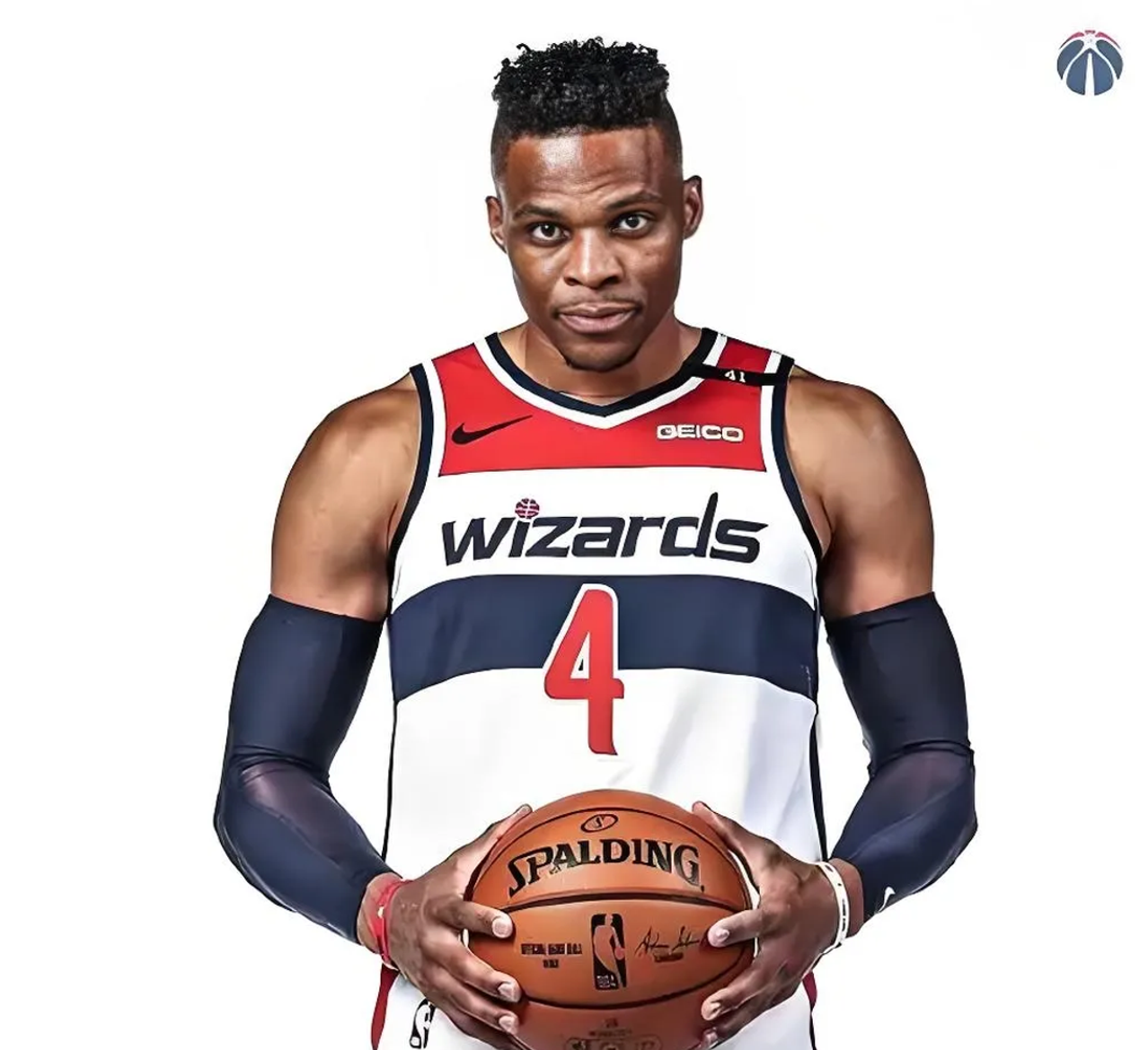 爵士鏖战美国男篮，加里纳利一己之力扛起全队