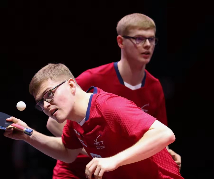 德国乒乓球队横扫波兰乒乓球队,奥恰洛夫完成帽子戏法 德国乒乓球队横扫波兰乒乓球队,奥恰洛夫完成帽子戏法