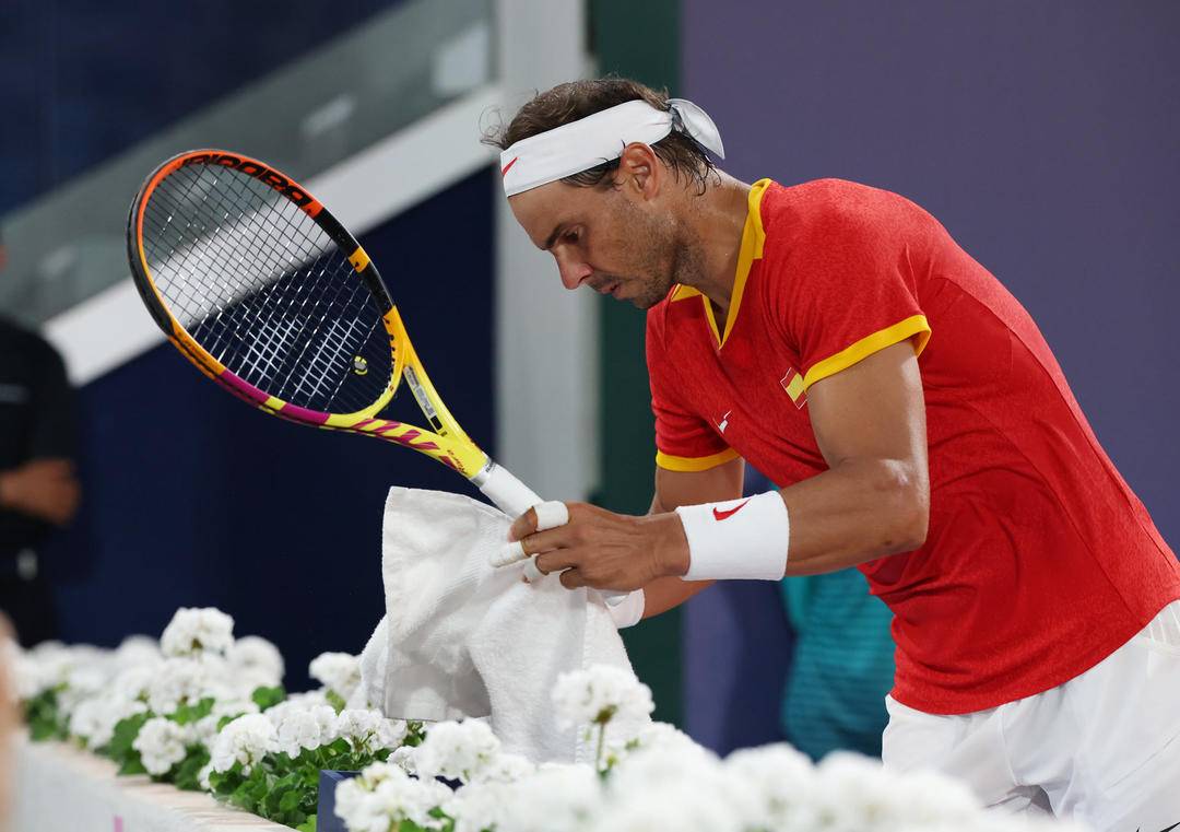 英国网球队鏖战欧洲网球队,纳达尔制霸全场 英国网球队鏖战欧洲网球队,纳达尔制霸全场