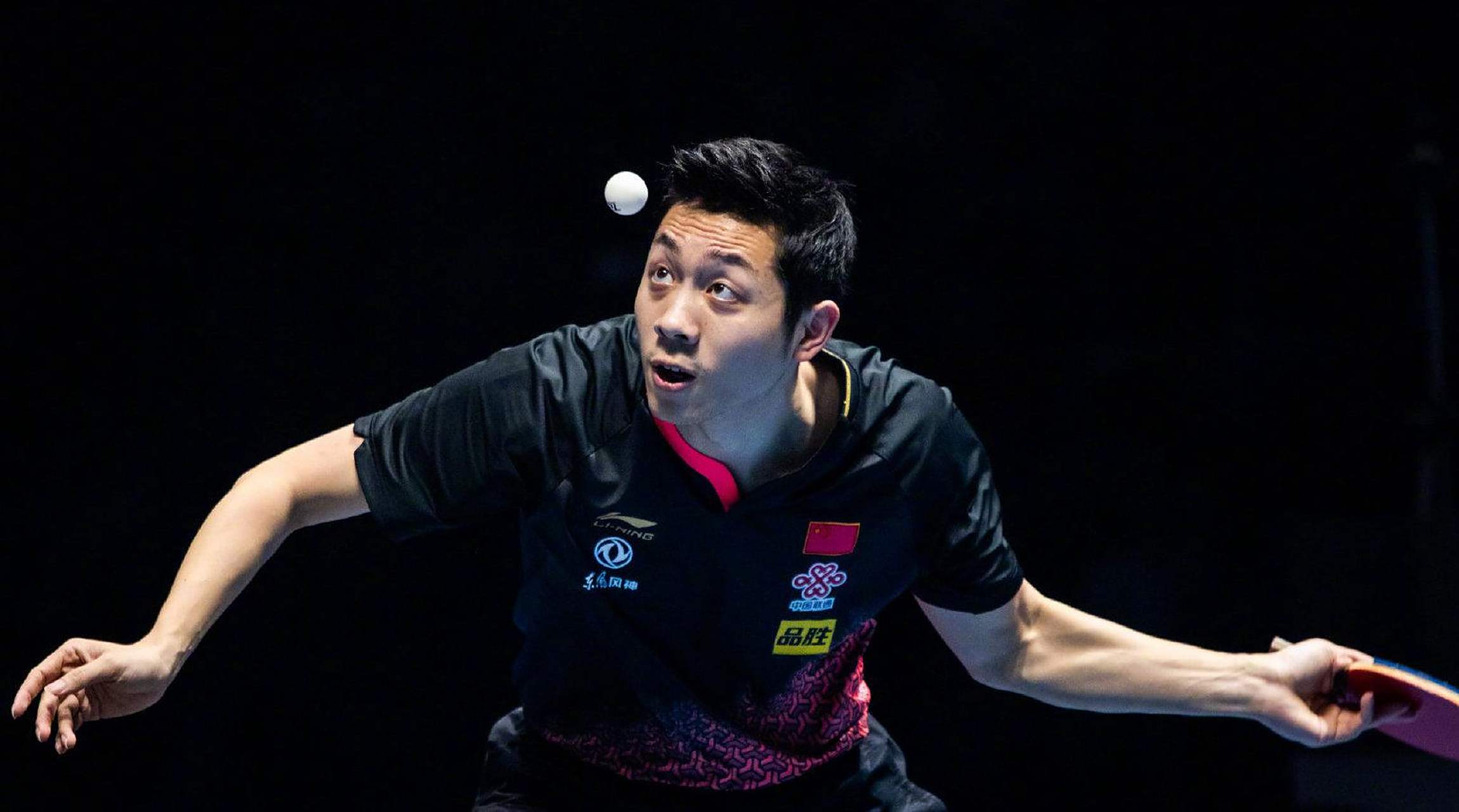 日本乒乓球队逆转中国乒乓球队，许昕绝境逆转