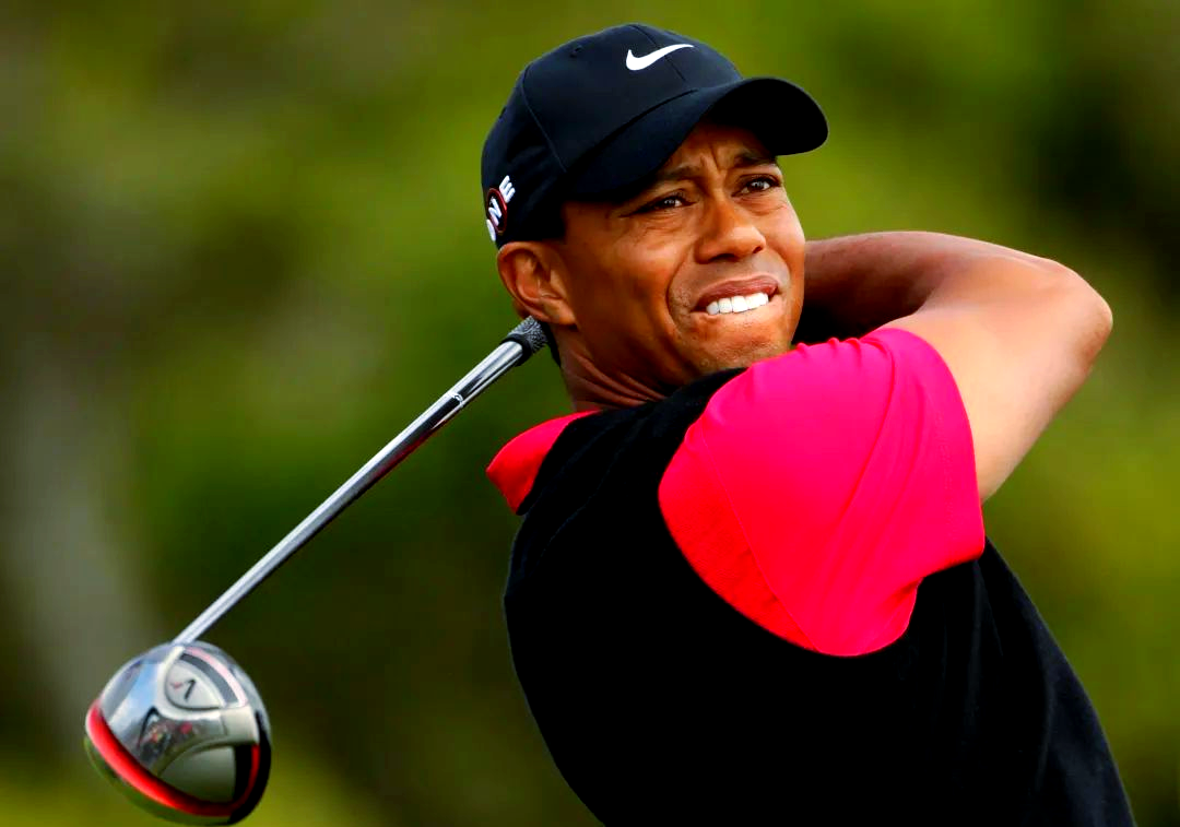 关于球星爆发！高尔夫赛场再现神级操作的信息