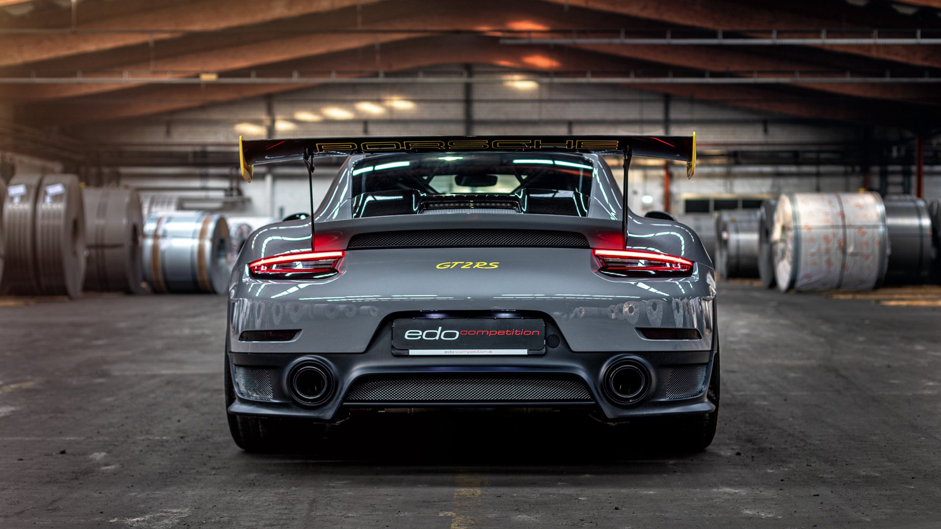 他不是救世主，他只是叫安东尼·爱德华兹